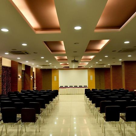 Hotel Prince Residency Bhuj Ngoại thất bức ảnh