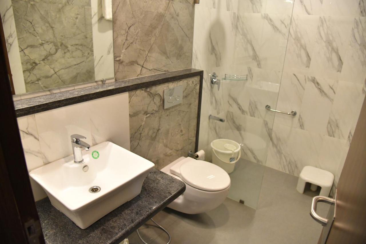 Hotel Prince Residency Bhuj Ngoại thất bức ảnh